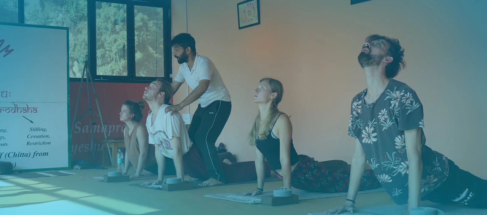 100 hour yoga teacher training rishikesh
