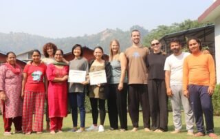 100 hour yoga teacher training rishikesh