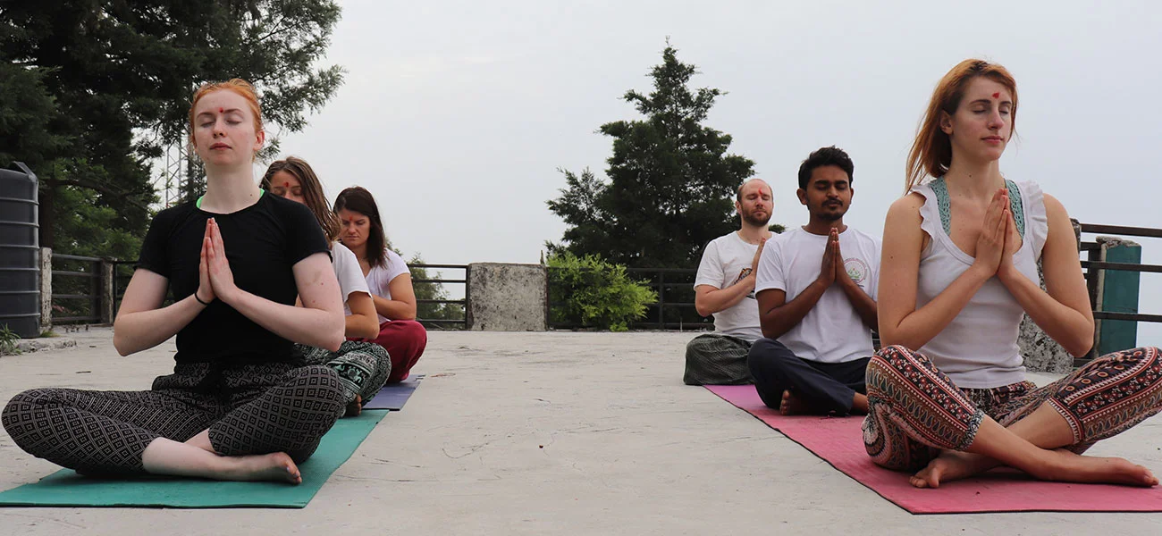 3 days yoga retreat in rishikesh