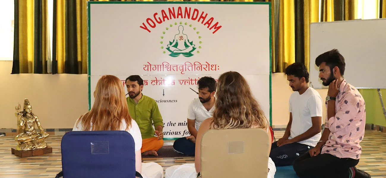 100 hour yoga teacher training rishikesh