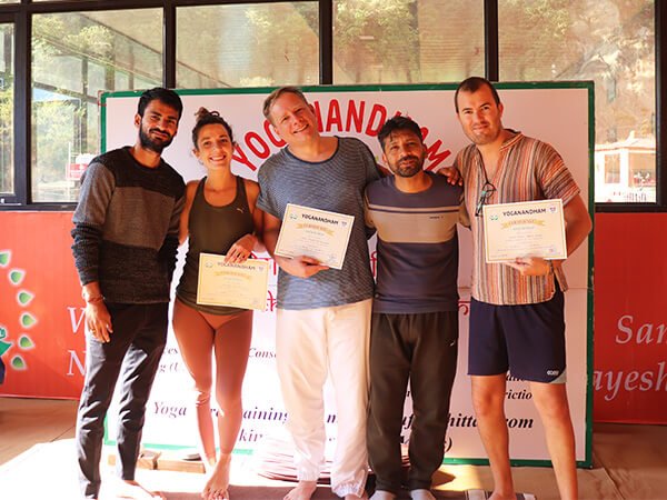 14 day yoga retreat in rishikesh