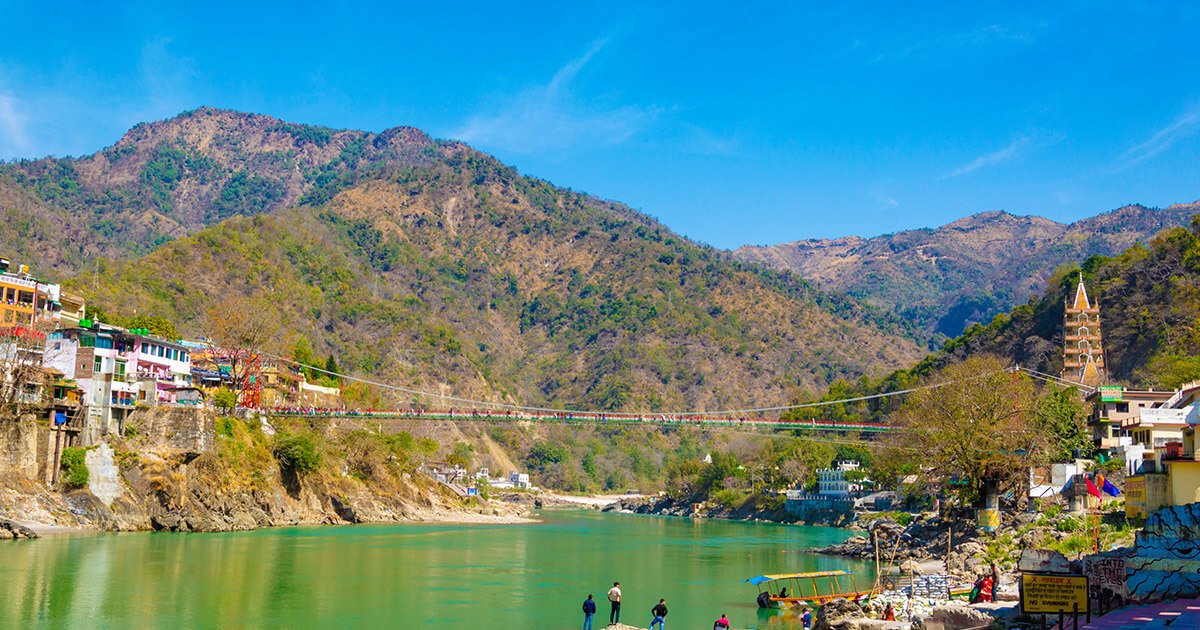 yoga school in rishikesh