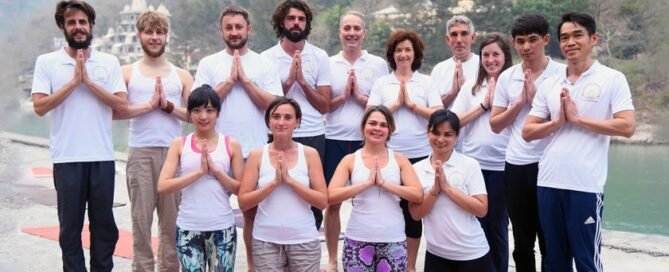 yoga teacher training in rishikesh